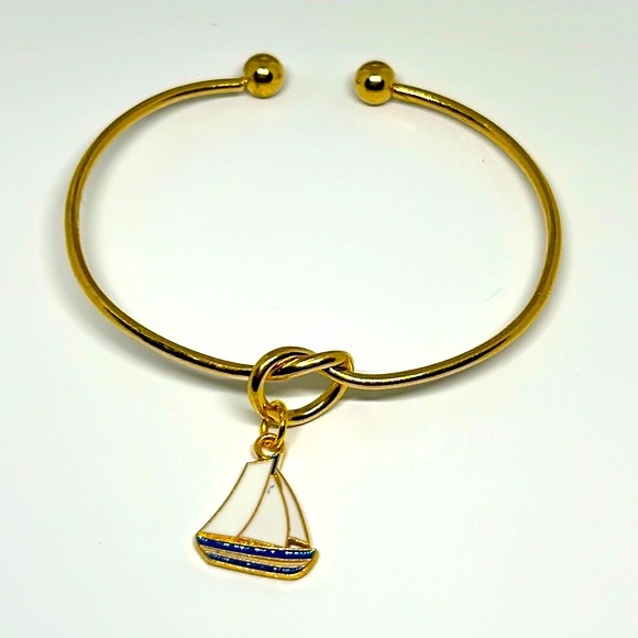 Handmade Heart-Shaped Sailboat Bangle Bracelet! - Picture 2 of 4